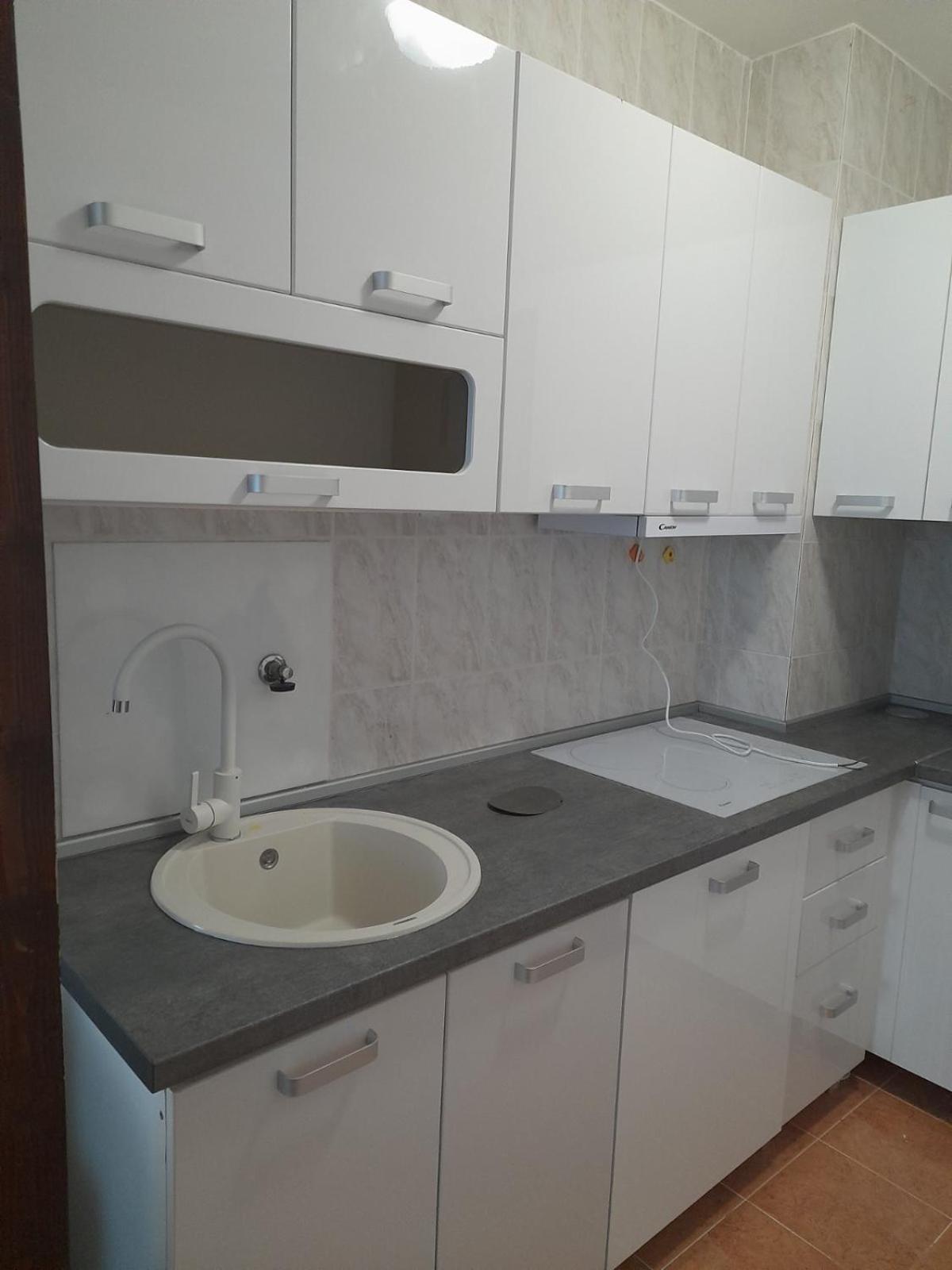 Apartment Tijana Сутоморе Экстерьер фото