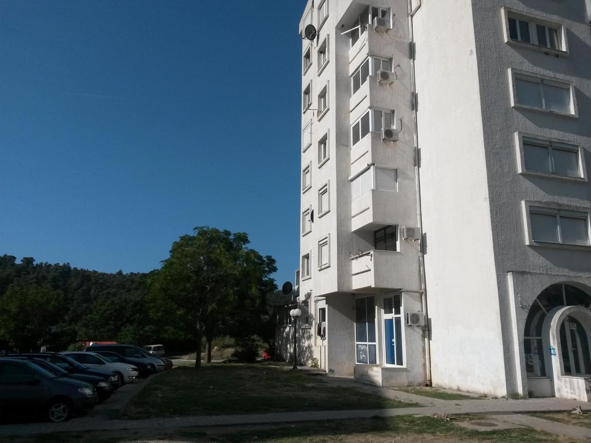 Apartment Tijana Сутоморе Экстерьер фото