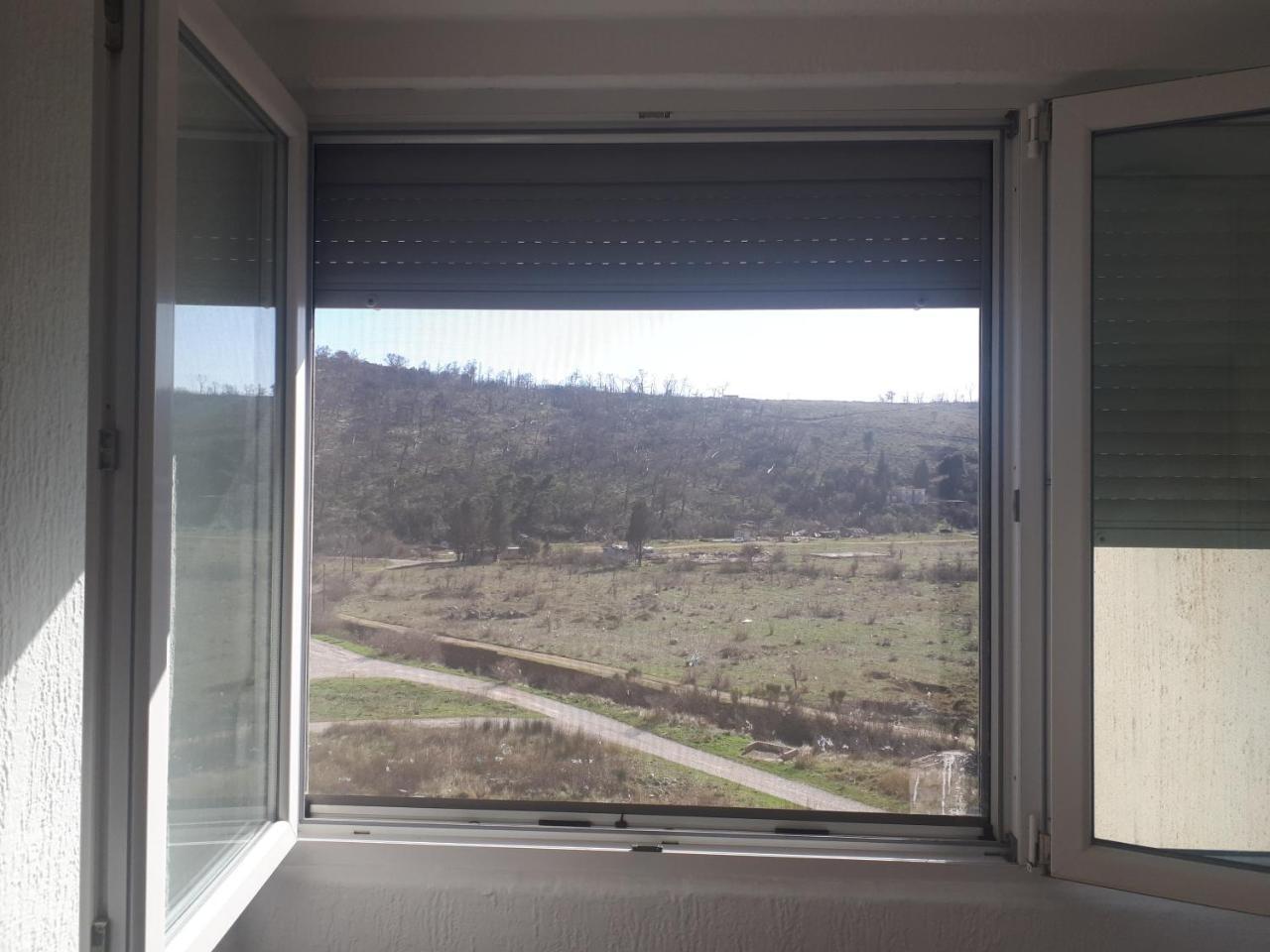 Apartment Tijana Сутоморе Экстерьер фото
