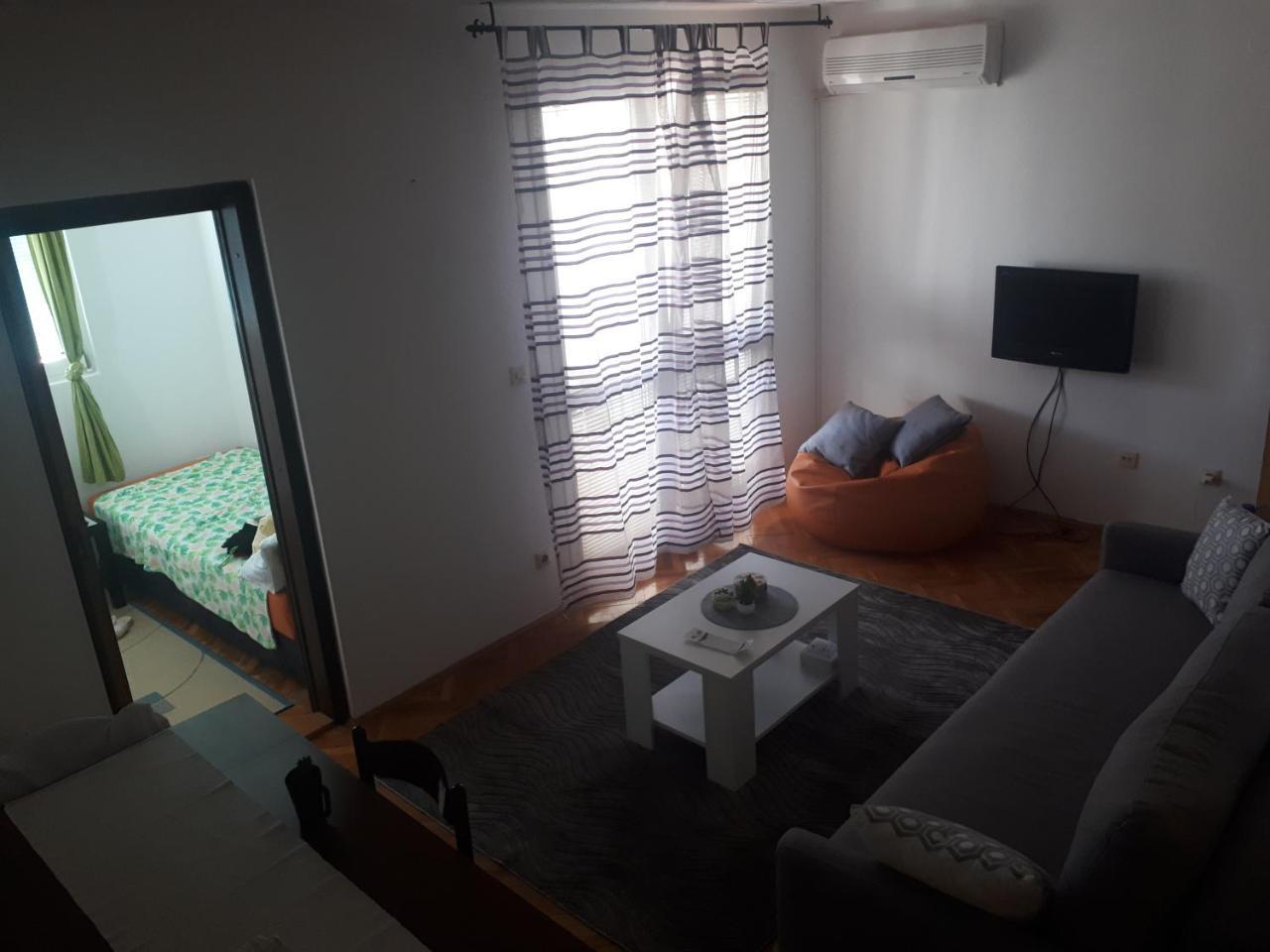 Apartment Tijana Сутоморе Экстерьер фото
