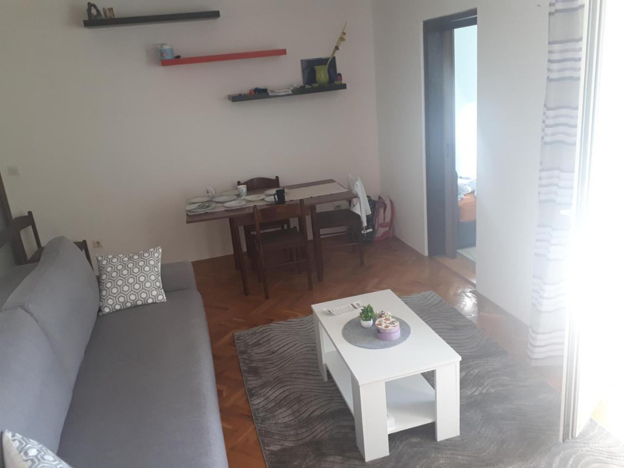 Apartment Tijana Сутоморе Экстерьер фото