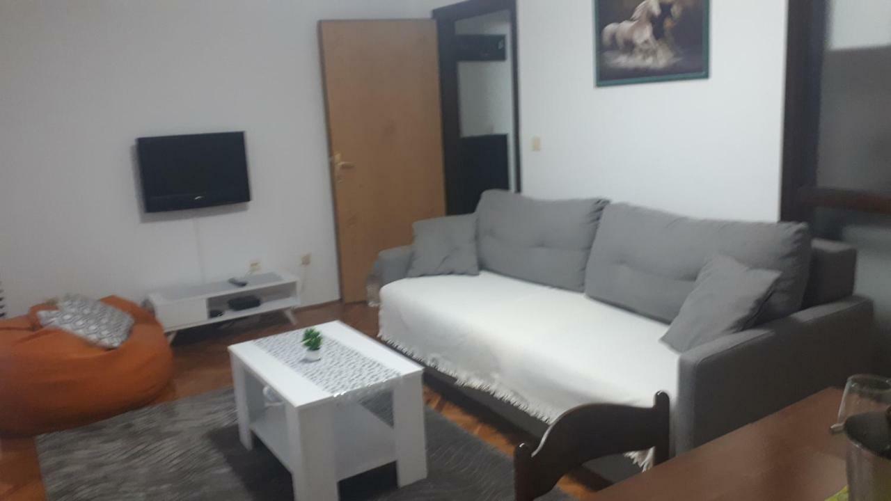 Apartment Tijana Сутоморе Экстерьер фото